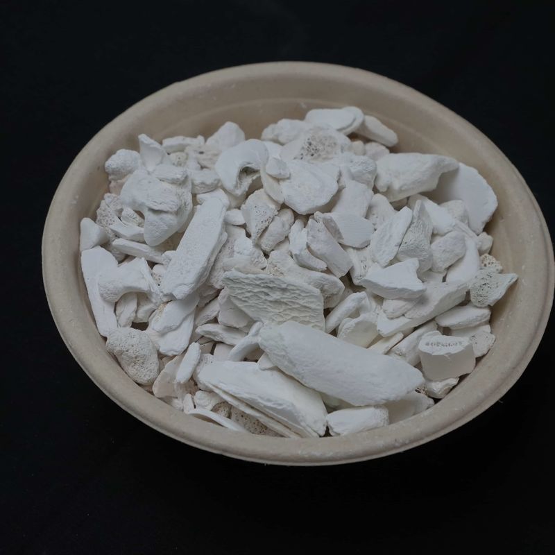 White Natural Bone Ash From Animal Bones Maximum Heavy Metal Content Of 0.01%.
